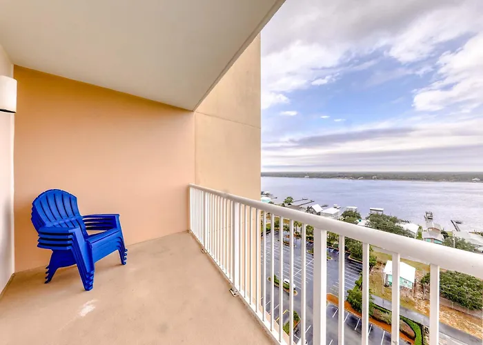 Corner With Gulf Lagoon Views Access & Pools Lazy River